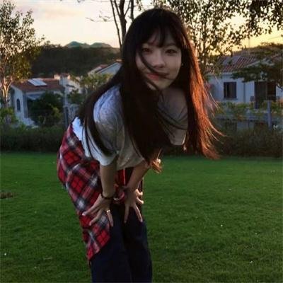 变装男侍